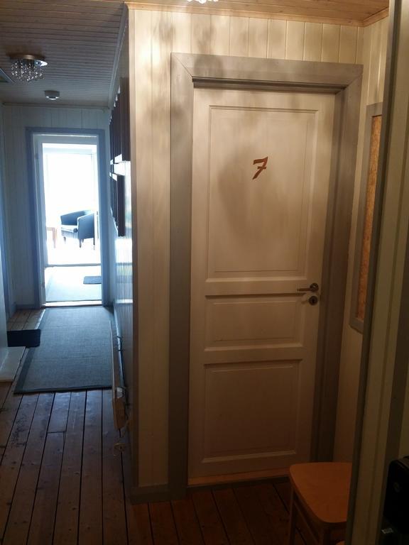 Отель Nyksund Ekspedisjonen Номер фото